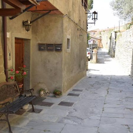 Castiglion Fiorentino Chicca Sotto La Torre Exterior photo